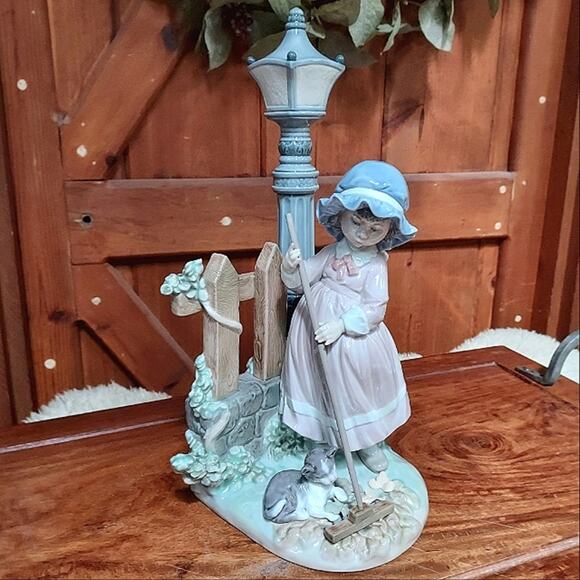 Lladro Fall Clean Up 5286 Large figurine Retired - Picture 1 of 10